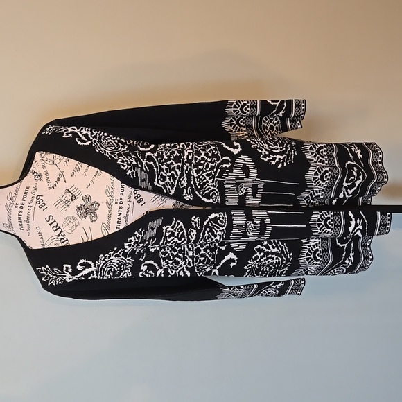 Black and White Printed Cardigan - Picture 1 of 6